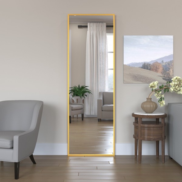 Această oglindă integrală va fi un plus izbitor pentru orice interior modern.