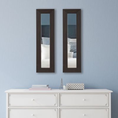 Oglinzi de perete Oglindă într-un cadru clasic pentru amplasare orizontală sau verticală