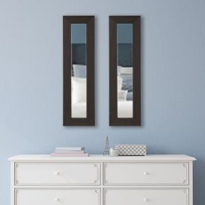 Oglindă într-un cadru clasic pentru amplasare orizontală sau verticală