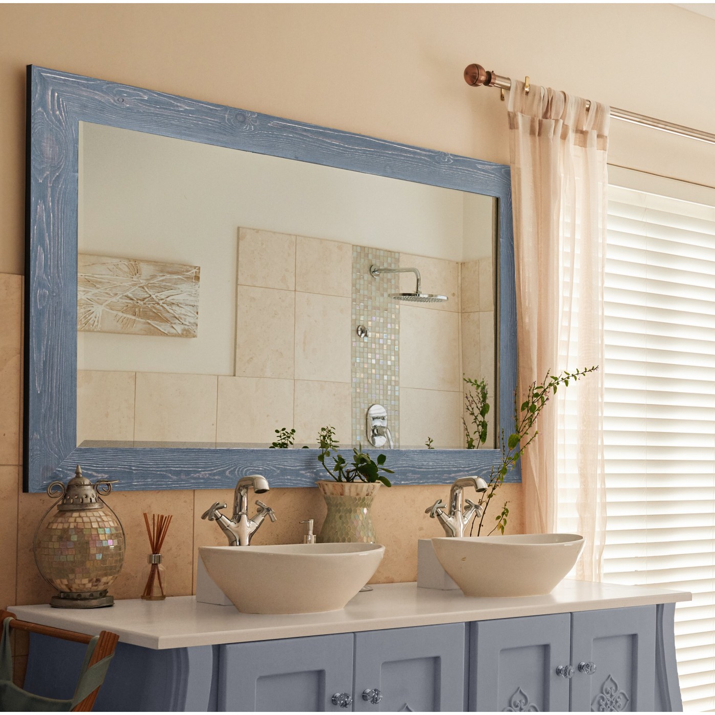 Lacayo FarmhouseCountry Mirror